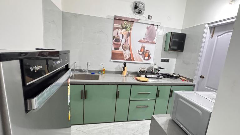 Lakshaura Service Apartment - B&B Hyderabad