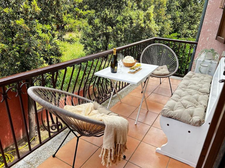 Family Apartment with Terrace & Parking near Beach - B&B Valledoria