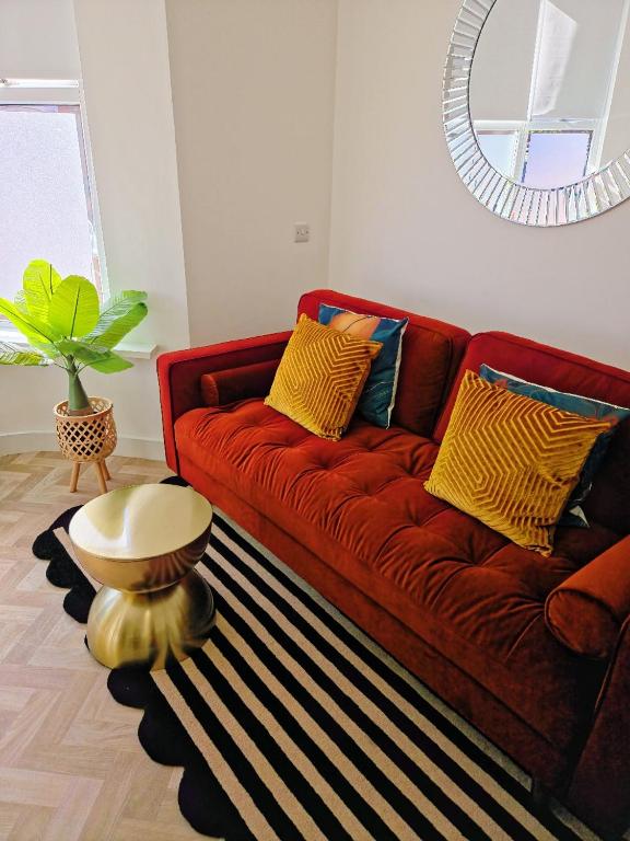 #124 Coastal Home - 5 mins to National Museum of the Royal Navy Hartlepool - Sleeps 12- " Perfect for contractors and Families - Free street parking" - B&B Hartlepool