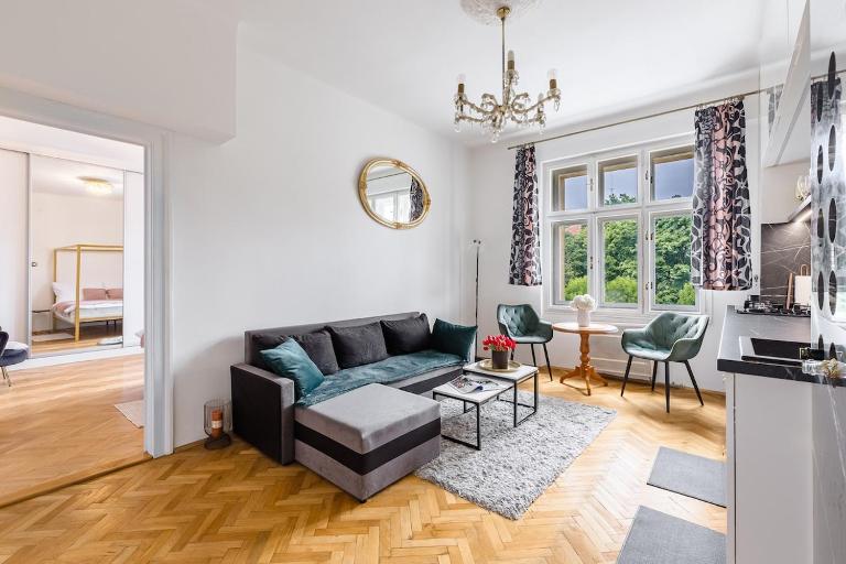 City Essence Apartment in Prime Bratislava - Bed and Breakfast Bratislava