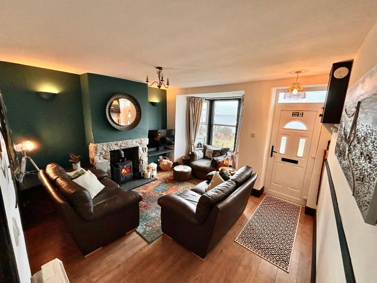 3 bedroom - Sea View - Pet Friendly - Ferienwohnung Pistyll