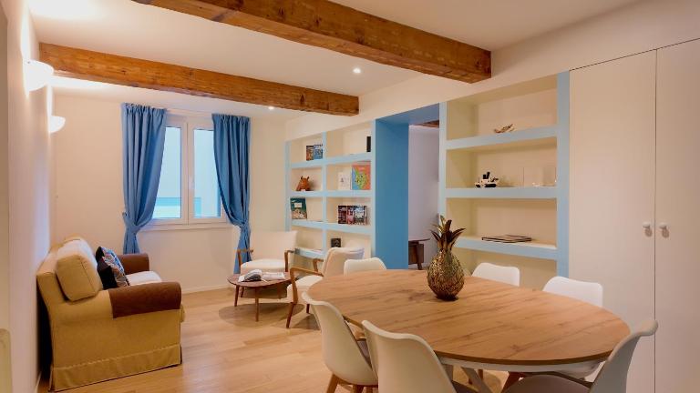 Pellicceria Charm Apartment - Bed and Breakfast Florence