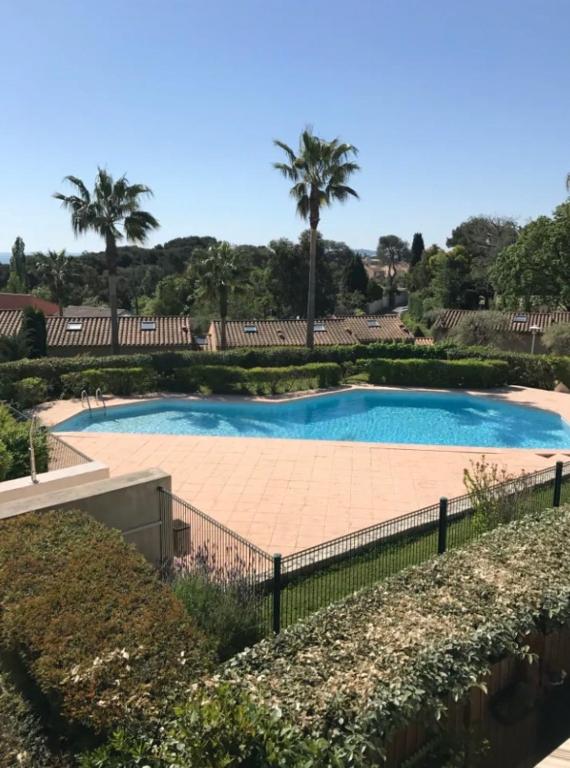 Chambre d ami chez habitant Villeneuve loubet plage piscine - Ferienwohnung Villeneuve-Loubet