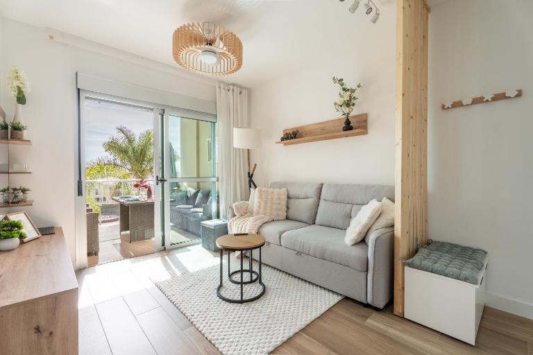 La Vista del Mar Luxury Apartment- Terrace & Pool, Golf del Sur - Ferienwohnung San Miguel De Abona