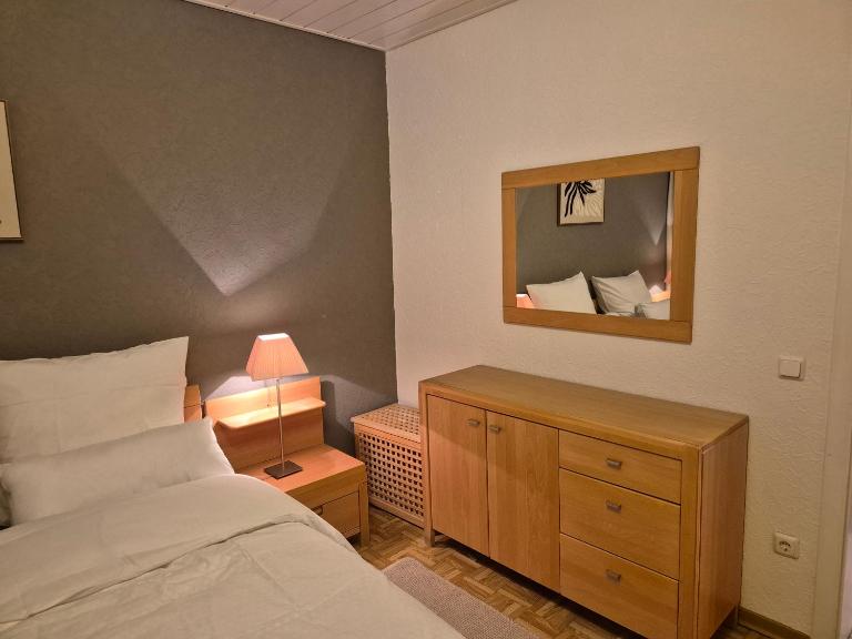 Komfortable 3-Zimmer- Wohnung - B&B Ratingen