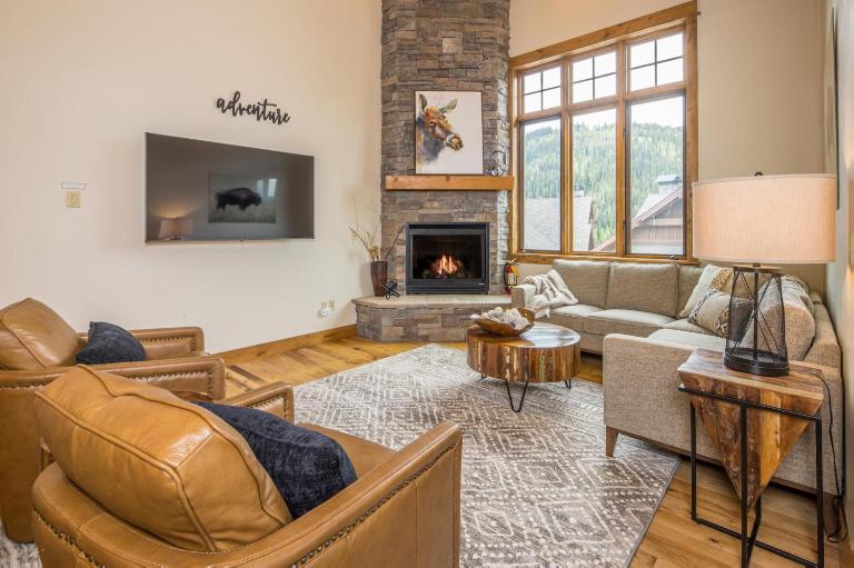 Alpenglow Condo 36A - B&B Big Sky