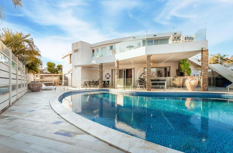 Villa Anona 12BR Private Heated pool - B&B Eilat