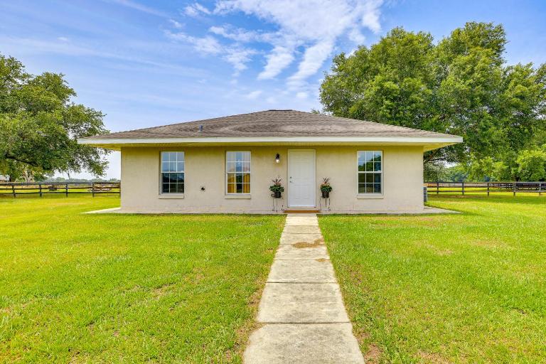 Idyllic Anthony Home: Riding Arena w/ Mirror Wall! - B&B Anthony