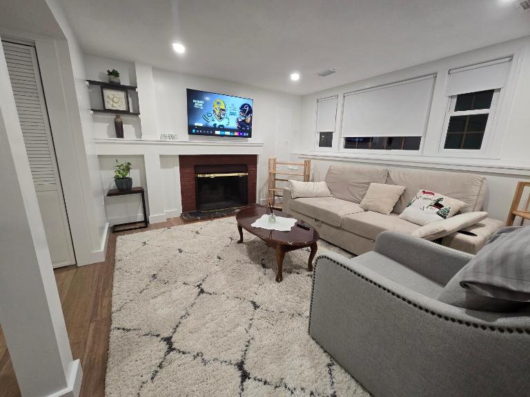 Modern & Cozy Suite - B&B Norwood