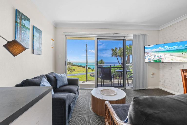 Golfers View Unit 5 - B&B Narooma