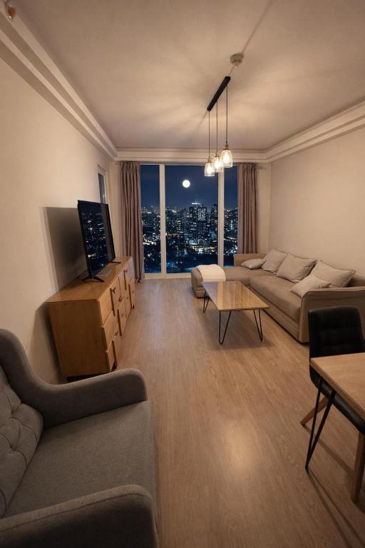 Sky City Divali Apartment - B&B Skopje