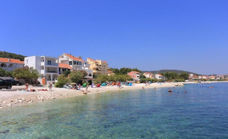 Apartmani Suzi - B&B Slatine