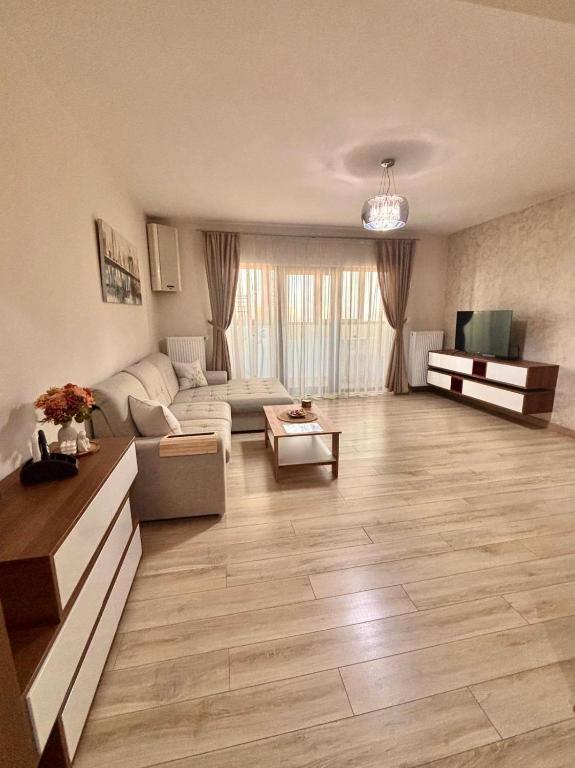 Sweet Home Apartment - B&B Piteşti