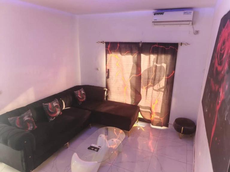 Appartement 2 chambres salons meublés sacré cœur3 - Bed and Breakfast Dakar