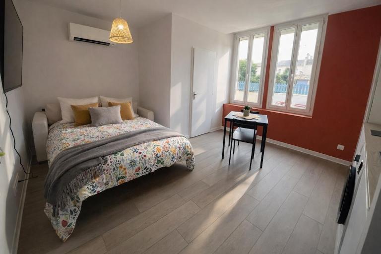 Pop Studio Proche gare Clim & Wi-Fi - B&B Marmande