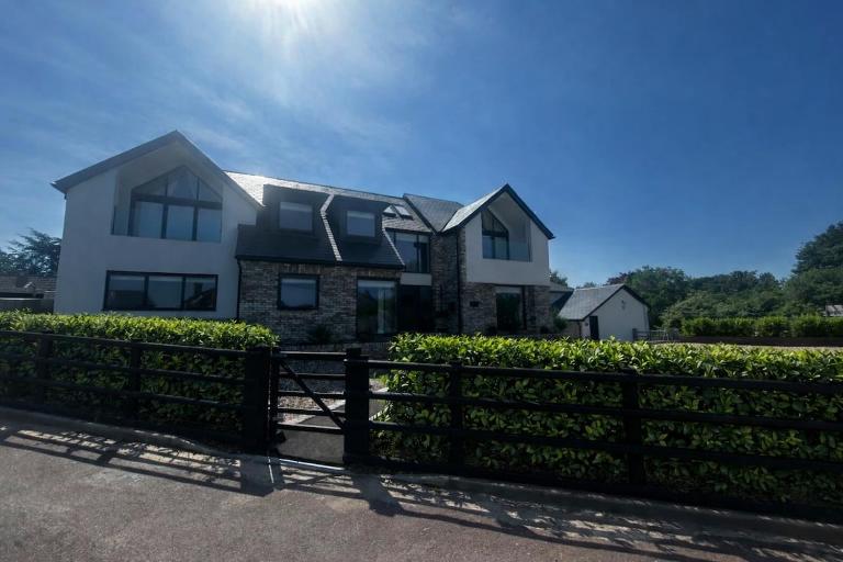 The Olive Tree Kent- Private Road All Ensuite Home - B&B Rochester