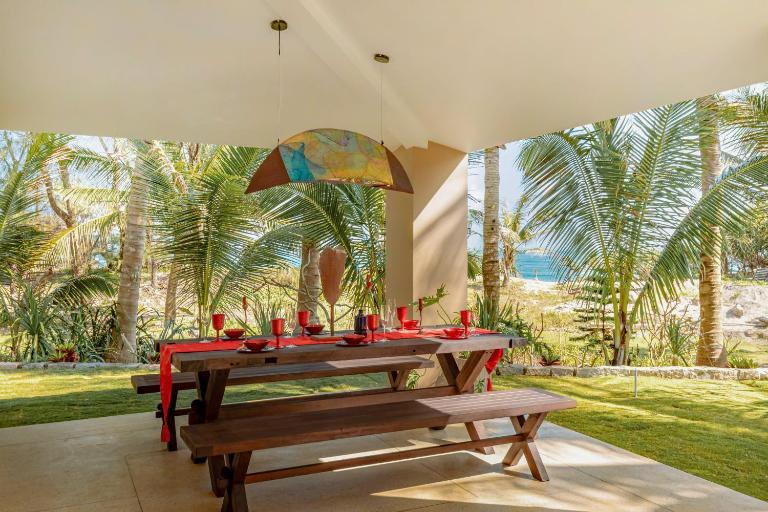 Holiday Villa 6BR Beachfront, Pool, Sauna An Bang Beach - B&B Hoi An