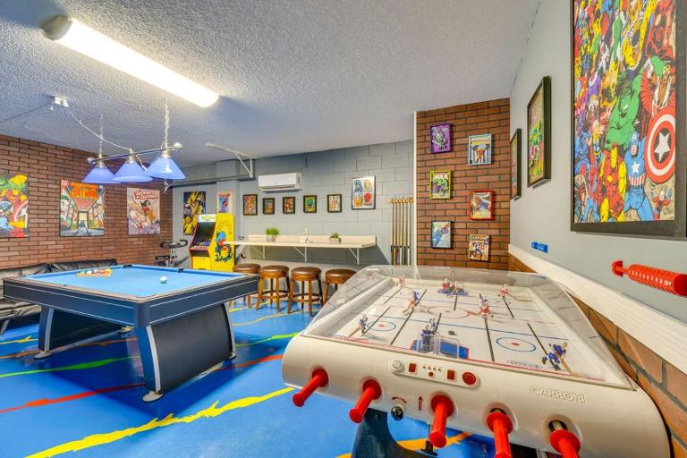 Marvel Room & Arcade Large Pool 9 Miles 2 Disney - B&B Davenport