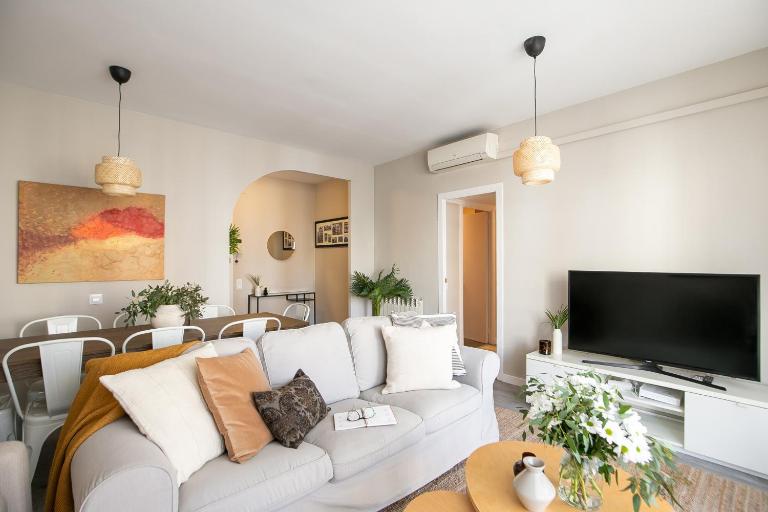 Eixample Barcelona Luxury for 8 - Ferienwohnung Barcelona