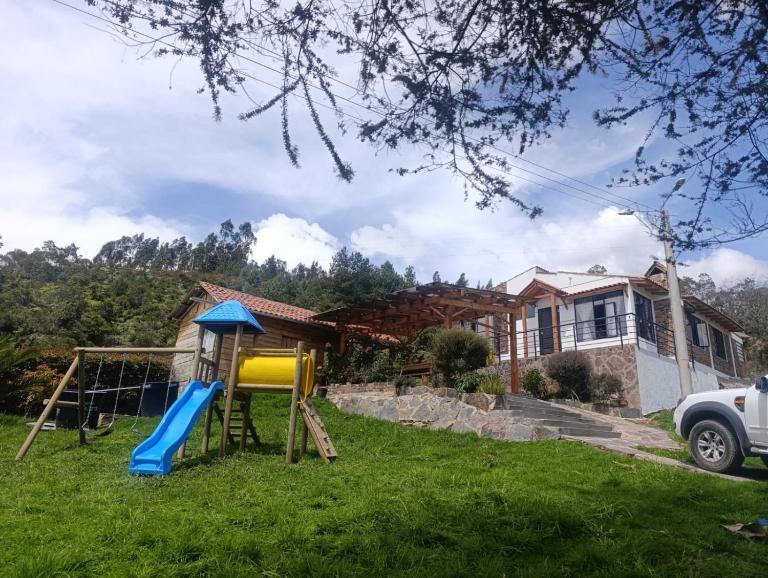 Cabaña Campestre Montreal - Ferienwohnung Paipa