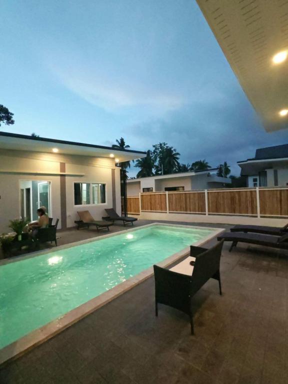 jessi house pool - B&B Ban Nok