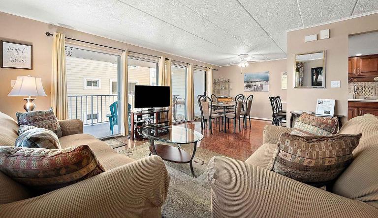 Thunder Island 75B - B&B Ocean City