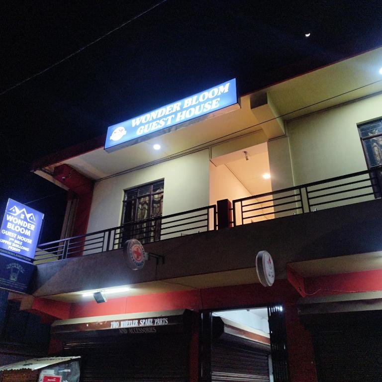Wonder Bloom Guest house - B&B Shillong