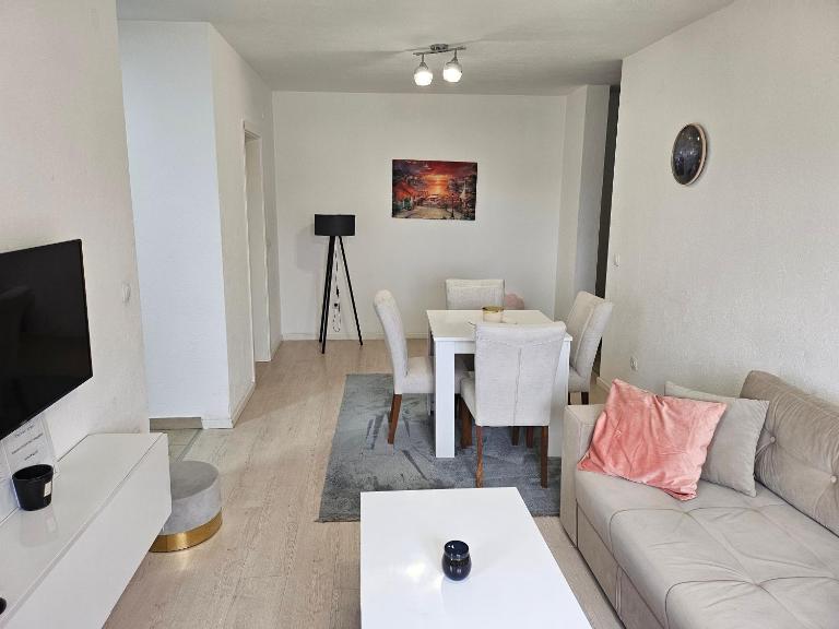 Apartman Aura - B&B Gradiska