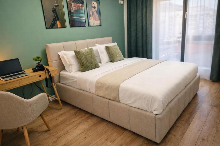 Green Studio Militari Residence Self Check-in & Private Parking - B&B Roșu