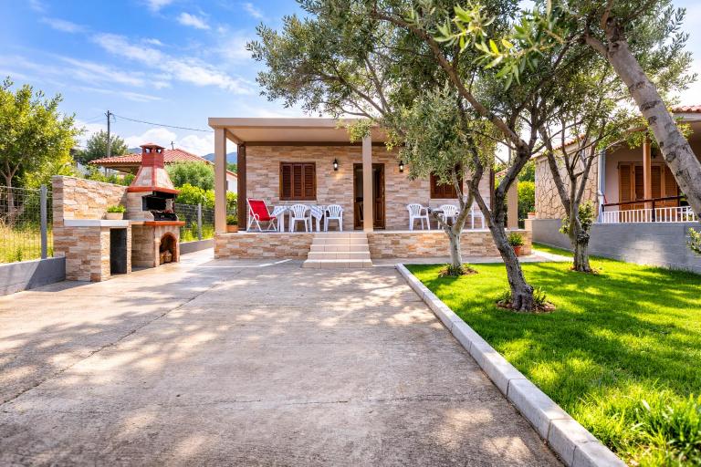 Sampa Villa - B&B Asproválta