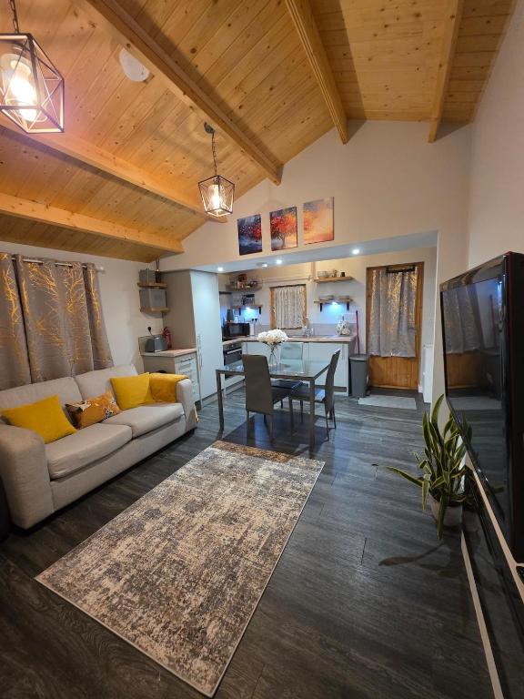 Secluded Log Cabin escape - B&B High Wycombe