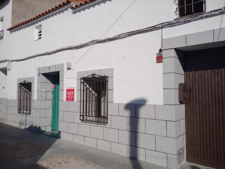 Los Tres Lobitos - Ferienwohnung Orgaz