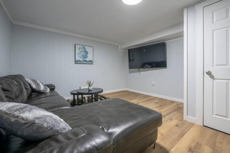 1BR Suite Near YYC Airport and Downtown 4408 DN - Ferienwohnung Calgary