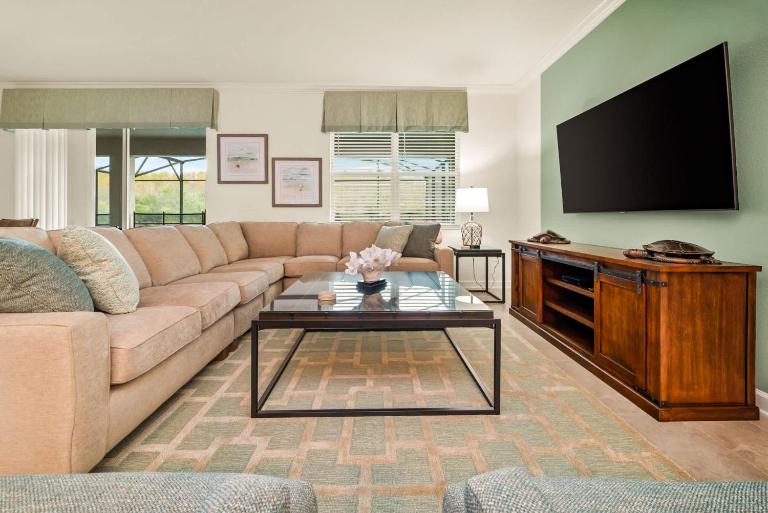 Awesome new 8br w theme rooms theater by Disney - Chambres d'hôtes Kissimmee
