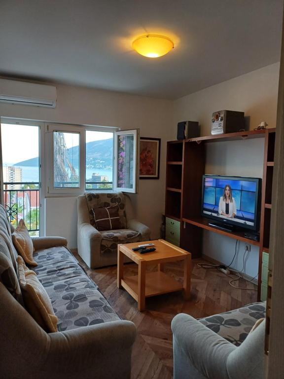 Apartman Luca - B&B Igalo
