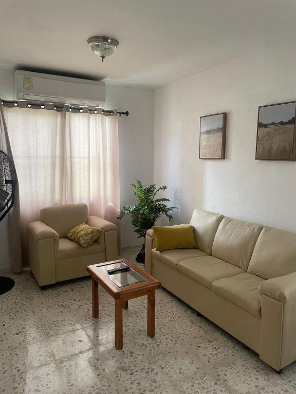 Casa Perfectamente Ubicada - Bed and Breakfast Tampico