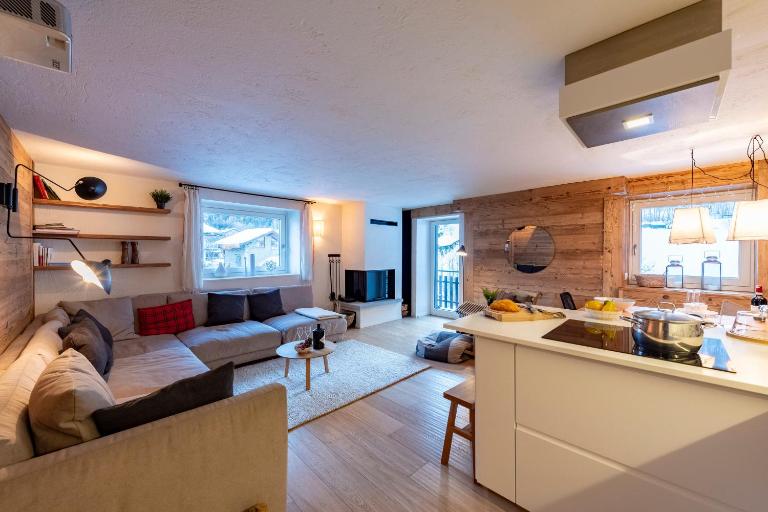 Casa Giardini in Dolonne - Happy Rentals - B&B Courmayeur