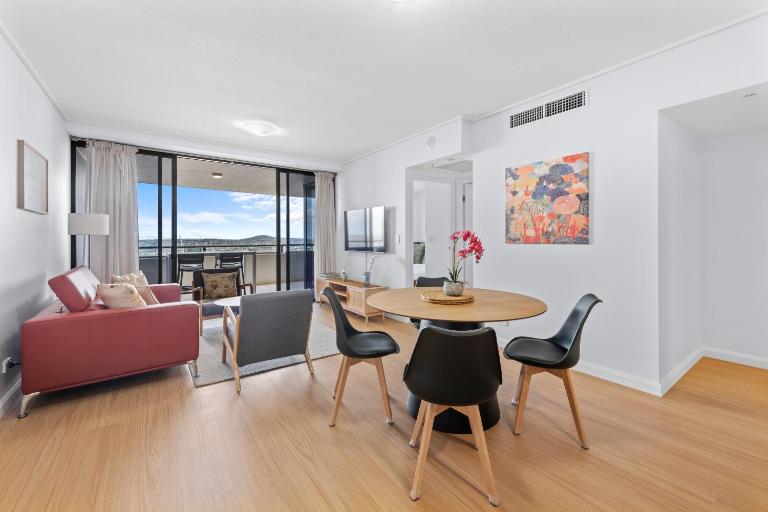 Aurora Tower Brisbane - Bed and Breakfast Brisbane