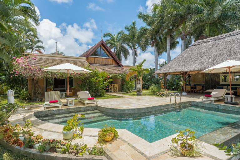 VILLA RAVANNE - Private 5-STAR Resort villas, Tropical Design - Chambres d'hôtes Albion