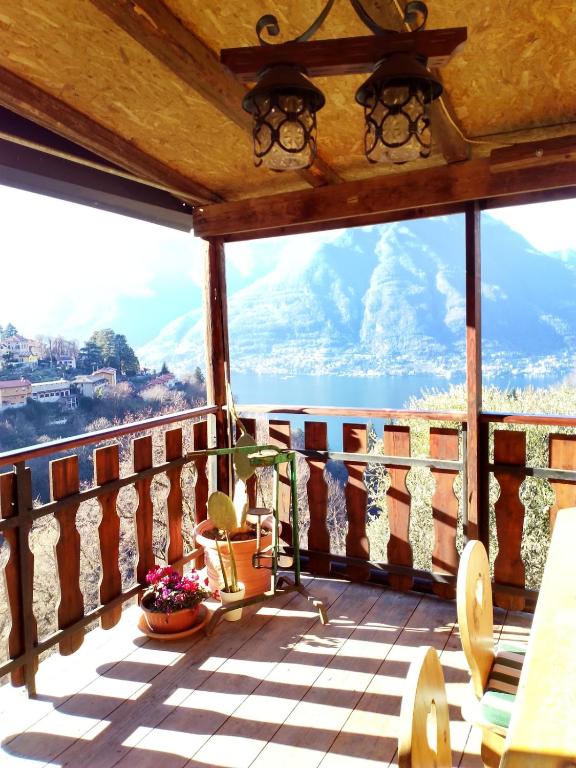 Casa Vacanze Minù - Ferienwohnung Faggeto Lario
