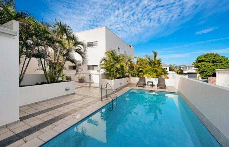 A perfect place to hide away with river side charm - Ferienwohnung Brisbane