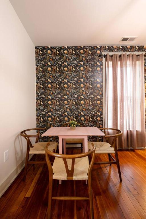The Birds Nest - B&B Elizabethtown