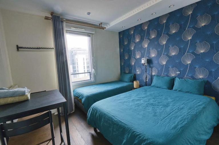 Private Room in Coliving - Paris 10min - by Cosynousvoici - Chambres d'hôtes Asnières-sur-Seine