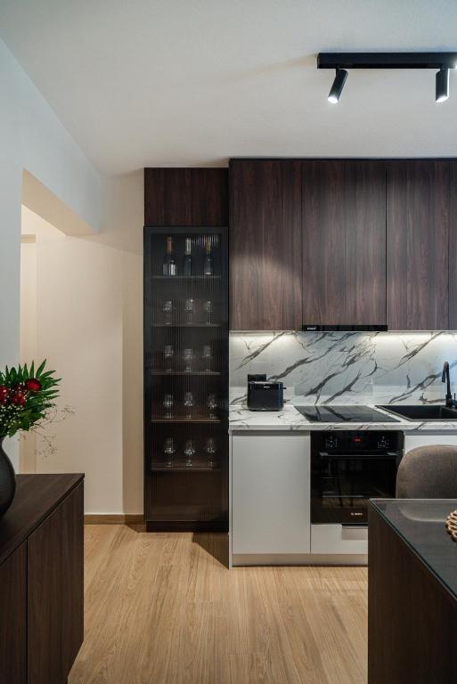 The Fourth - Where Four Becomes Home - Chambres d'hôtes Lárisa