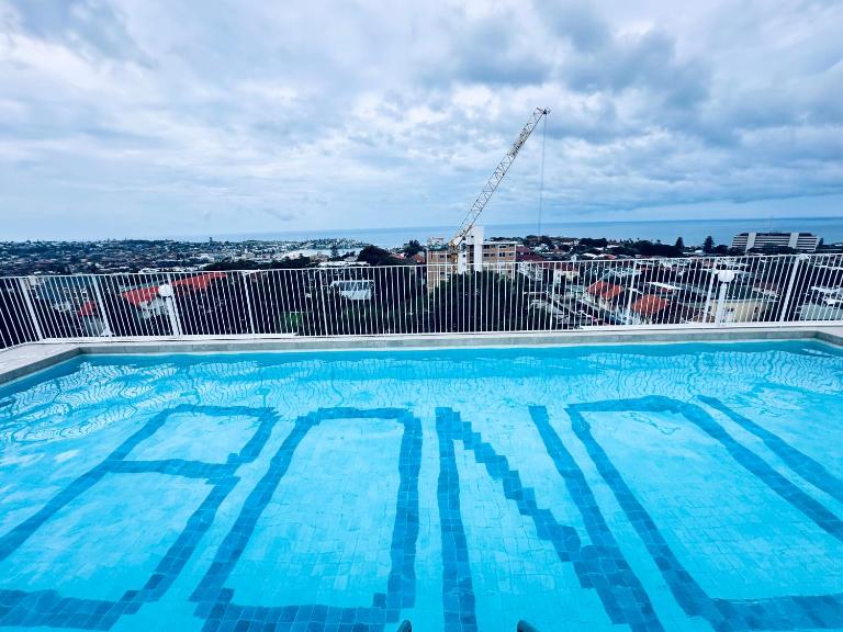 Bondi Beach Ocean View Rooftop Pool - B&B Sydney