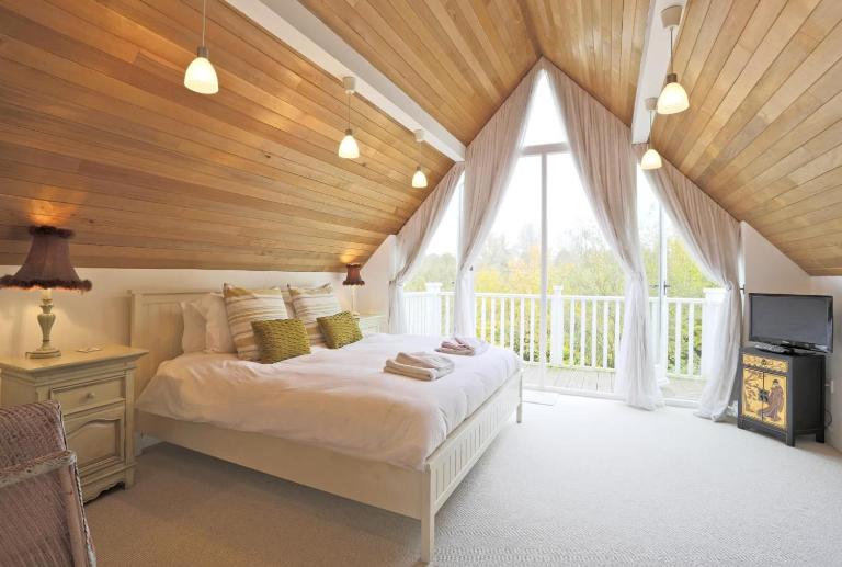 3 Bed in Ufford oc-sfmea - Chambres d'hôtes Ufford
