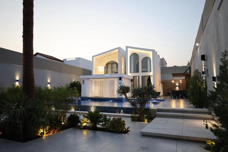 Amora Villa - Chambres d'hôtes Al Jirm