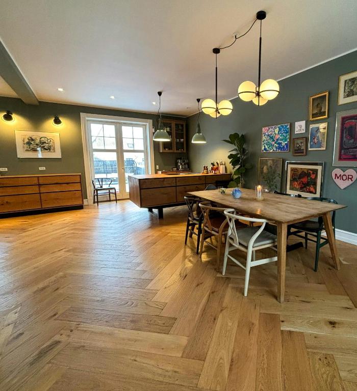 Villa With Pool In Valby - B&B Copenhagen