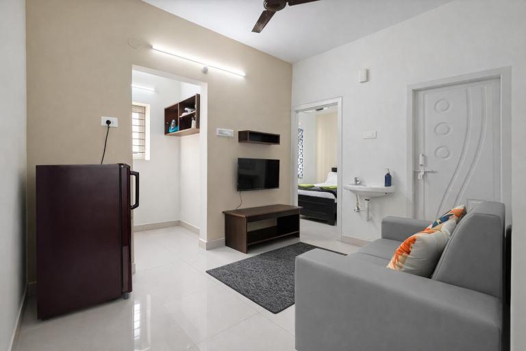 Prakash Nilayam Studio I - Kondapur - Ferienwohnung Lingampalli
