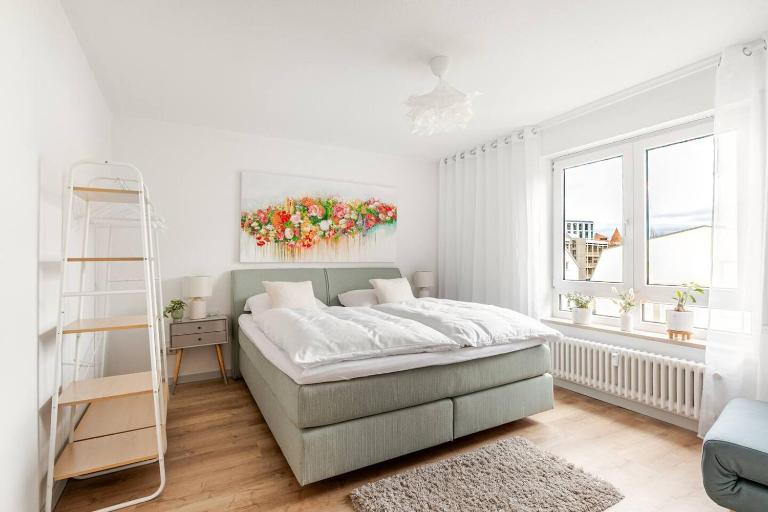 Modernes Apartment nahe Zentrum & Bahnhof - Ferienwohnung Lörrach